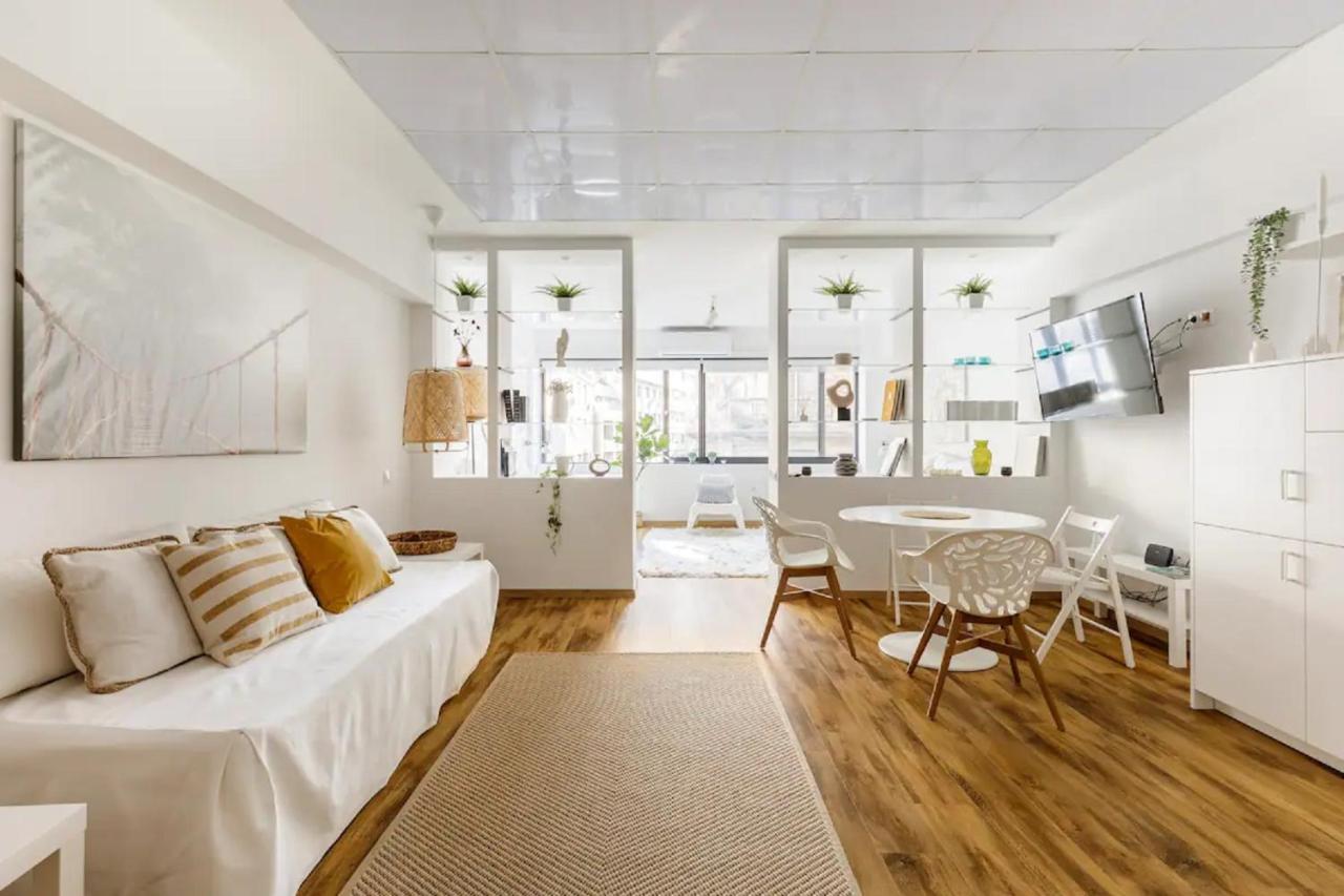 Felicity Loft In Thessaloniki _ Accessible & Comfortable Exterior photo